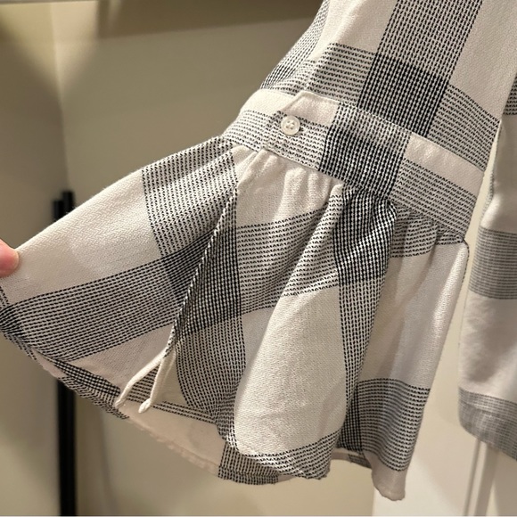 Lane Bryant Bell Sleeved button down blouse - Picture 3 of 4